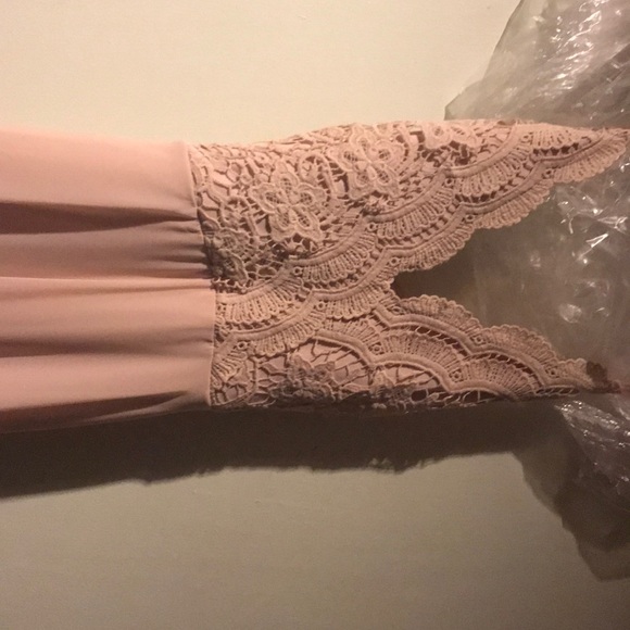 Lulus Dresses & Skirts - Lulus dress